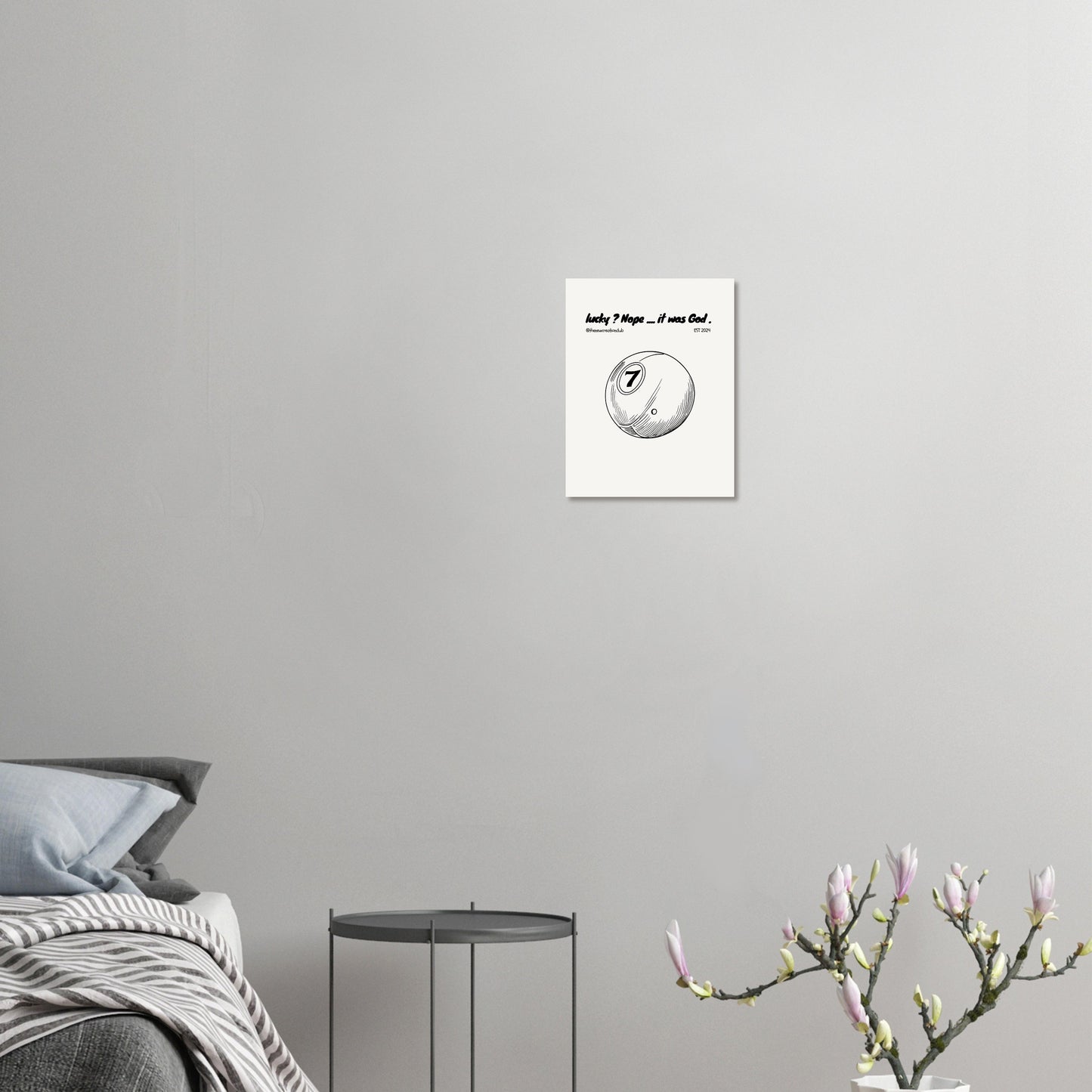 Minimalistisches und Christliches Poster - 'Lucky? Nope, It Was God' with Billiard Ball Design