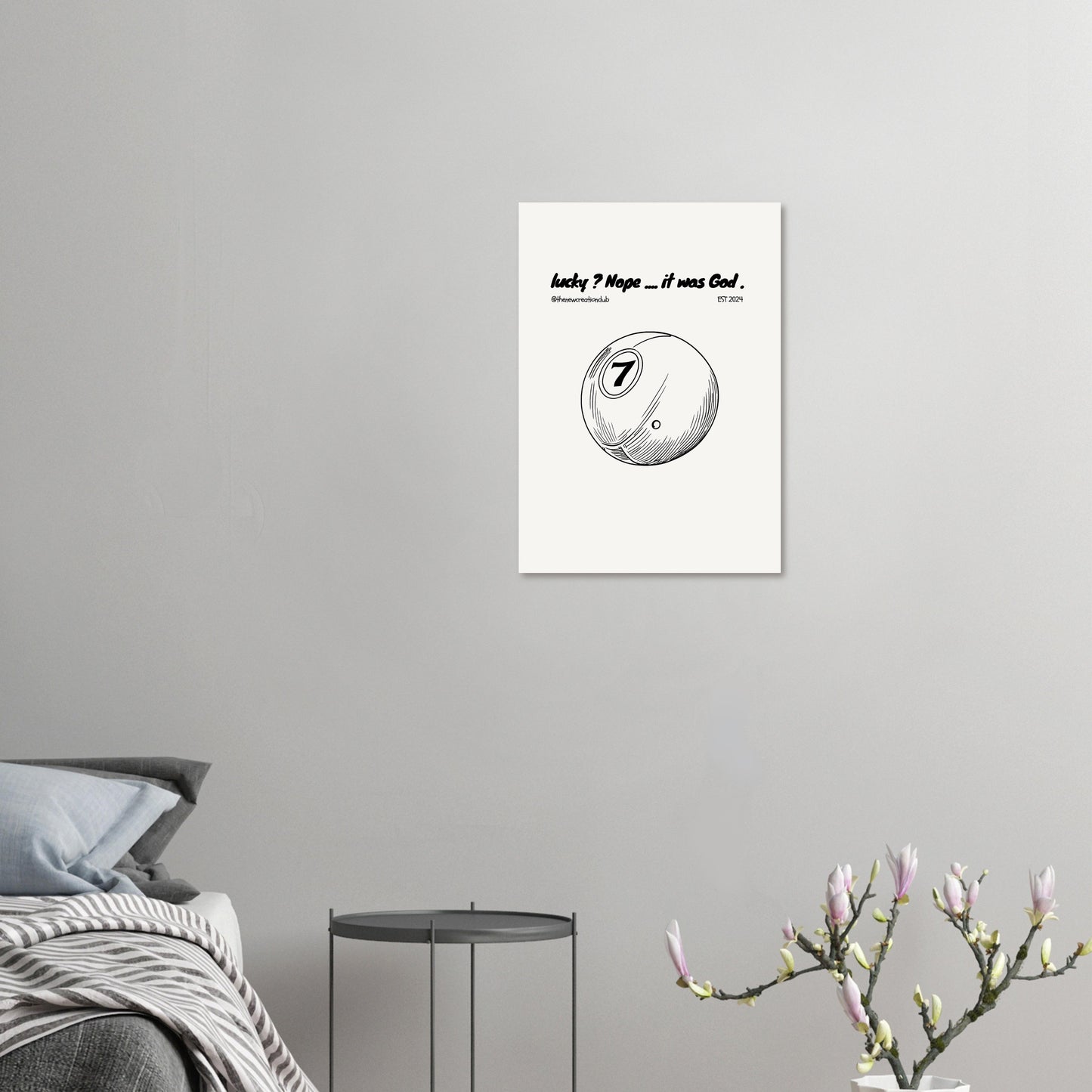 Minimalistisches und Christliches Poster - 'Lucky? Nope, It Was God' with Billiard Ball Design