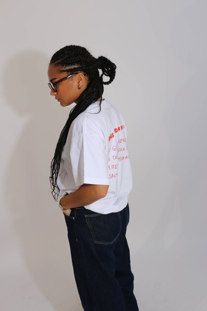 Rotes-Faith-Canvas-Shirt – designe dein Shirt selbst!
